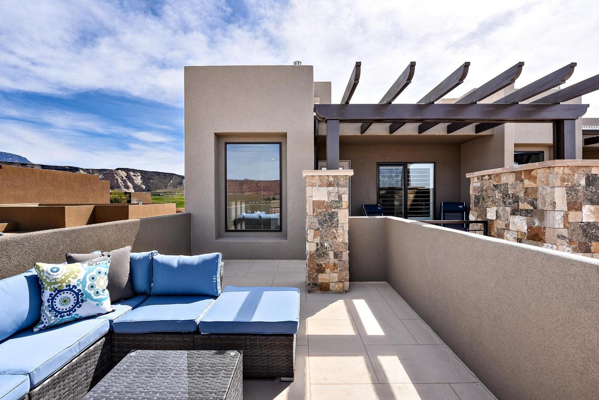 The View At The Escapes Villa St. George Buitenkant foto